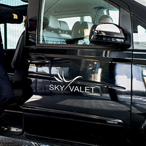 Déclinaison sur une navette du logo Sky Valet